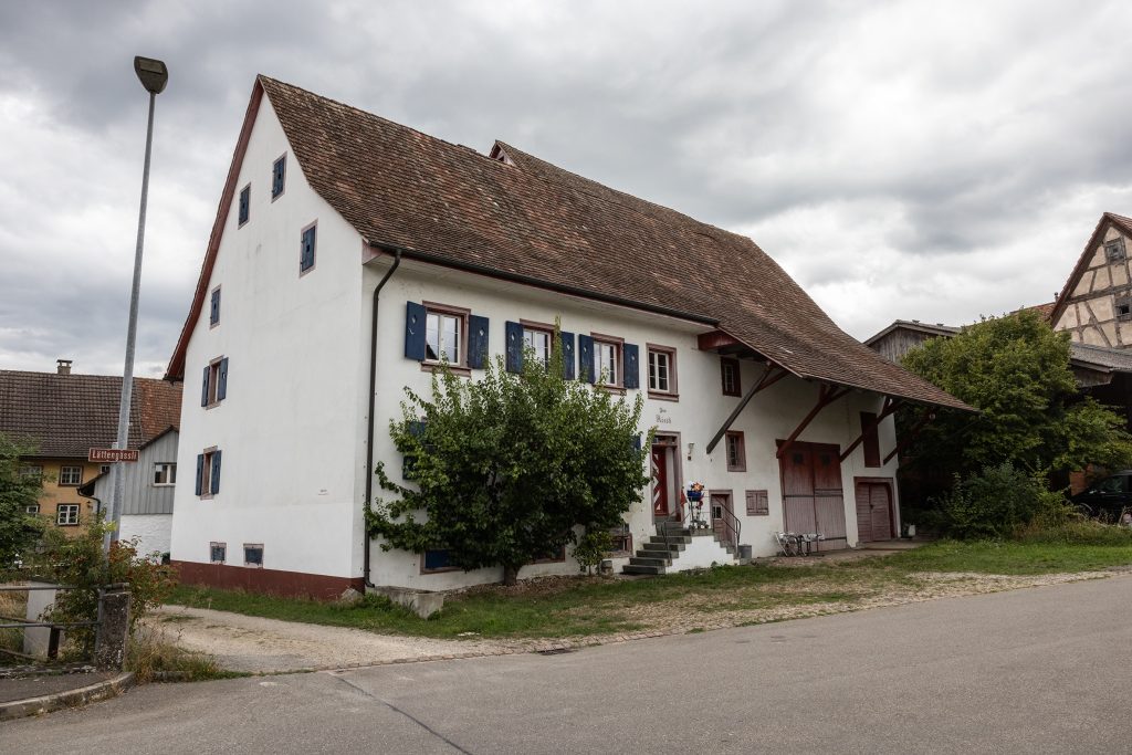 Das leerstehende Gasthaus Rössli mitten in Schleitheim